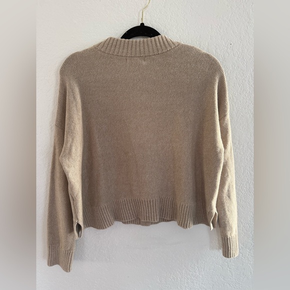 Quince 100% Organic Cotton Button Front Cardigan in speckled beige size medium - Picture 8 of 10